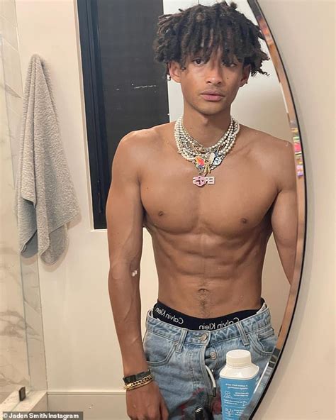 Feb 28, 2022 · Jaden Smith kicked off the week by sharing a series of stylish photos on Instagram, including two shirtless selfies that showcased his incredibly fit physique. In the pics, the 23-year-old son of ... 